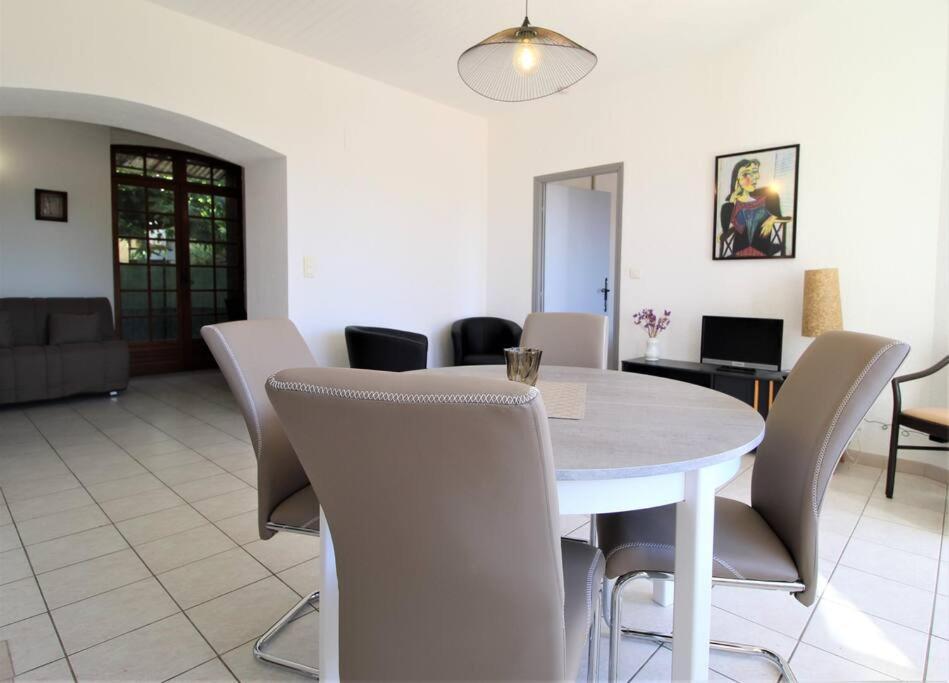 Coste Investissement - La Petite Venise Apartment Goudargues Exterior photo
